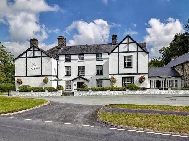 The brigands inn