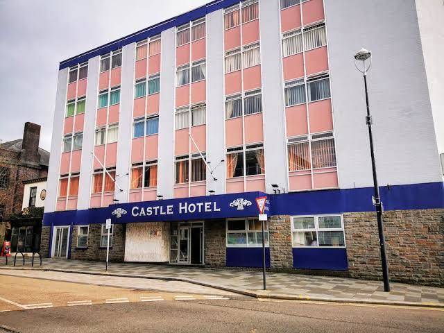 Castle hotel