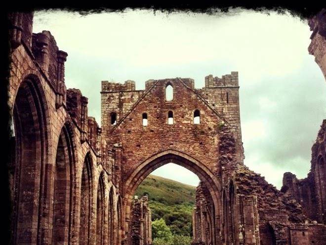 Llanthony priory hotel