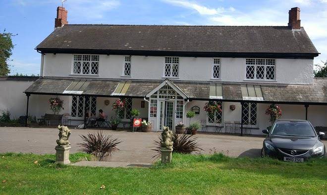 The clytha arms