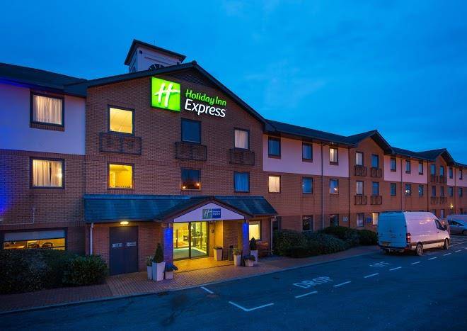 Holiday Inn Express Swansea East Image