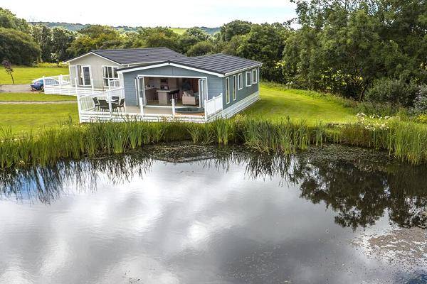 Florence springs luxury lodges