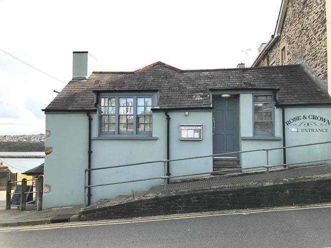 Rose & crown