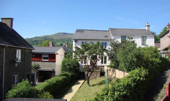 2 mill street crickhowell