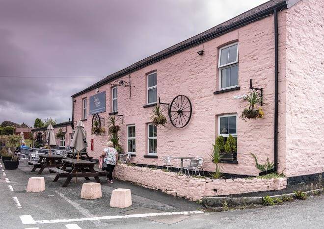 Coach & horses inn