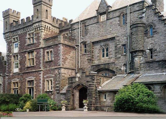 Craig y nos castle