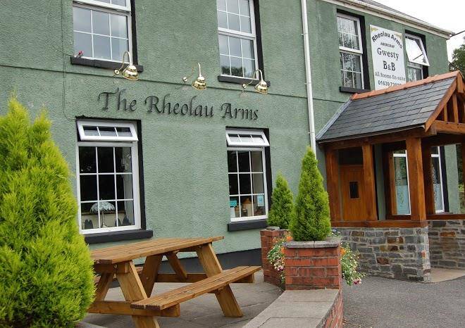 The rheolau arms