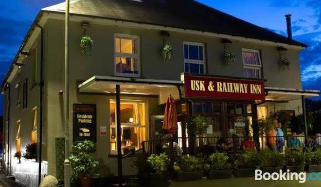 Usk & railway inn