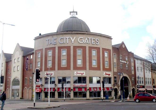 Premier inn swansea city centre hotel