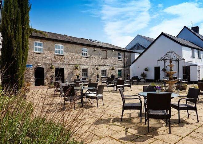 The bear Cowbridge