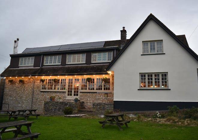 Three horseshoes