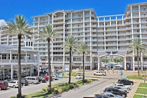 Wharf 820