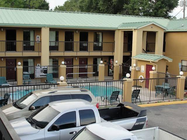 Executive inn