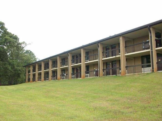 Ihg army hotels buildings 100 300 series