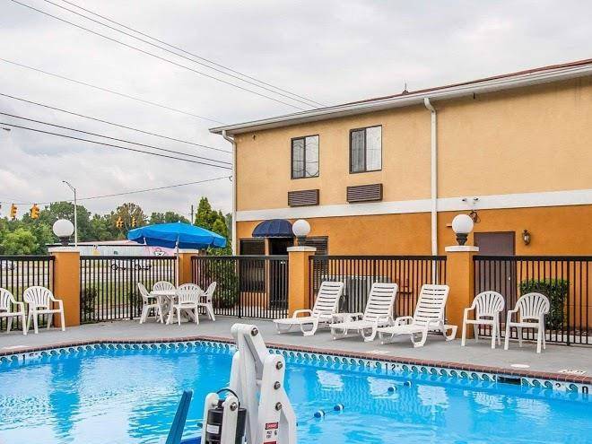 Quality inn Edmund Pettus Bridge Area