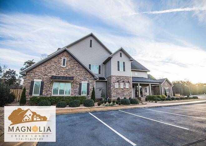 Magnolia creek lodge
