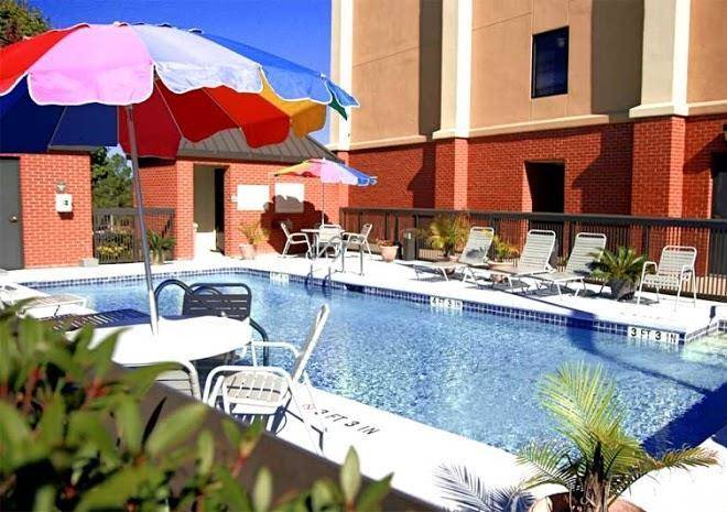 Hamilton inn