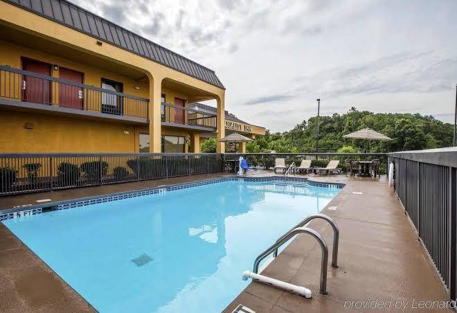 Quality Inn Airport Southeast Image