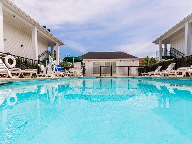 Quality inn trussville i 59 exit 141
