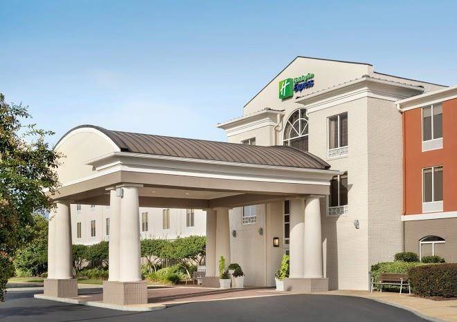 Holiday inn express & suites auburn university area