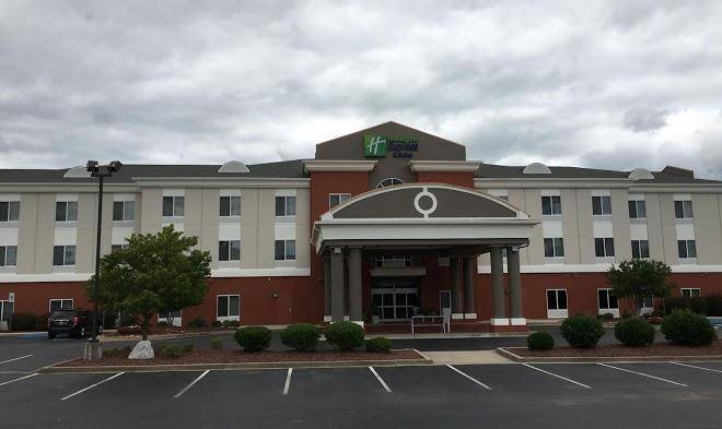 Holiday Inn Express & Suites Athens Image