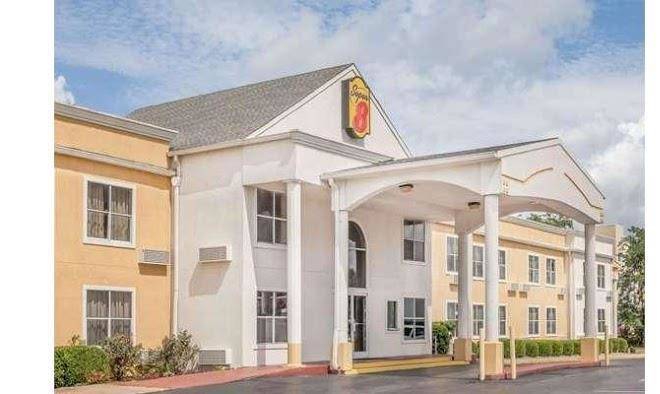 Super 8 By Wyndham Athens Image