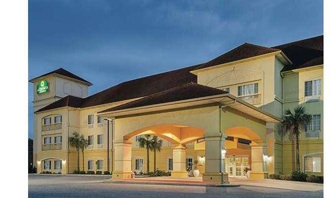 La quinta inn & suites by wyndham mobile satsuma saraland