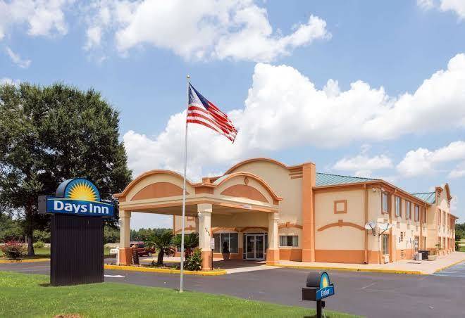 Days inn by wyndham coliseum montgomery al