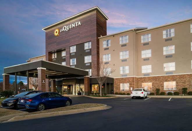 La quinta by wyndham montgomery