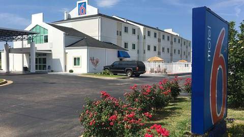 Motel 6 montgomery al airport