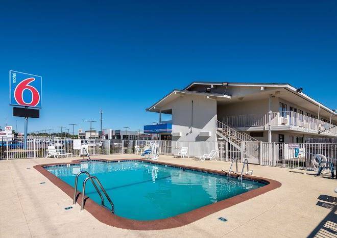 Motel 6 montgomery al east