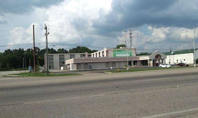 Candlelight inn & suites