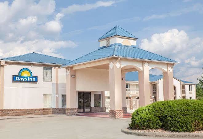 Days Inn By Wyndham Decatur Priceville I 65 Exit 334 Image