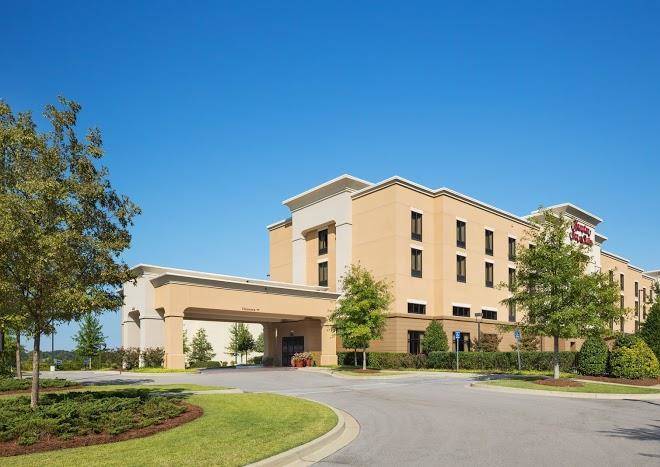 Hampton inn & suites birmingham 280 east eagle point
