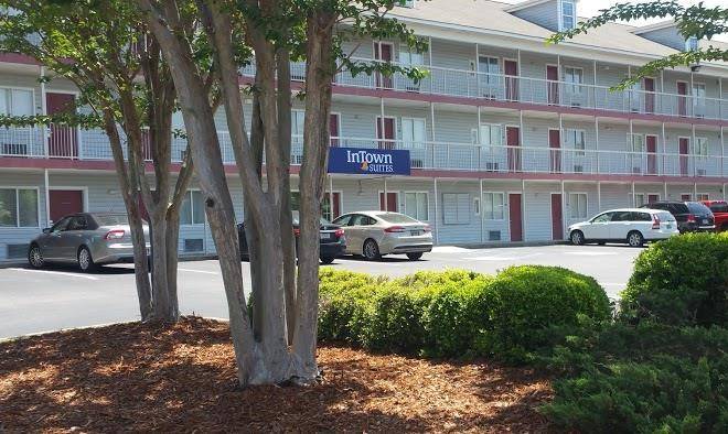 Intown suites extended stay birmingham al southpark drive
