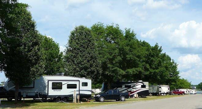 Lakeside landing rv park & marina