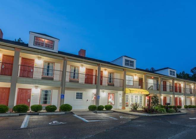 Super 8 by wyndham alexander city