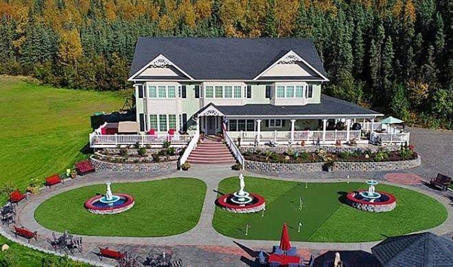 Aurora pioneer manor