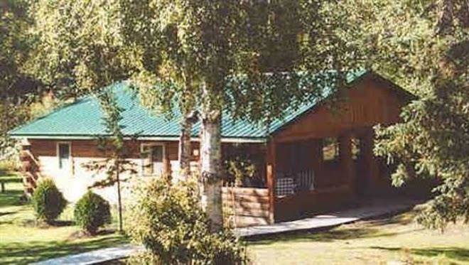 Daniels lake lodge b&b