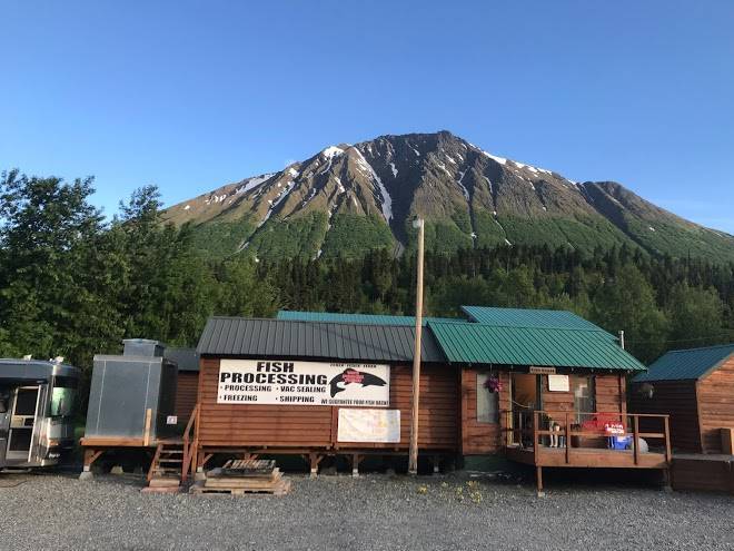 Salmon run lodge