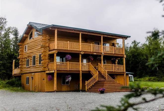 Alaska knotty pine b&b