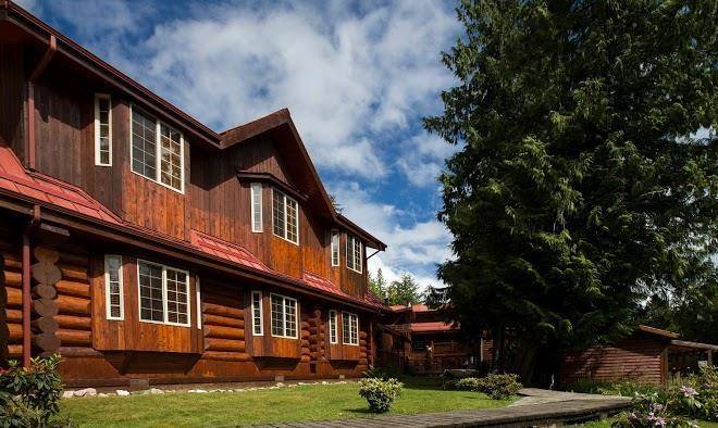 Alaska's boardwalk lodge