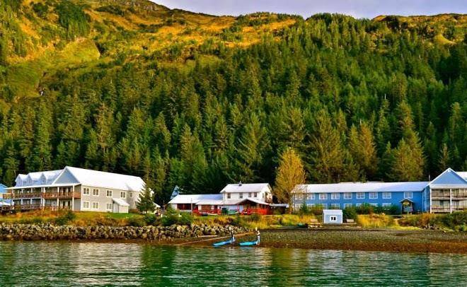 Orca adventure lodge