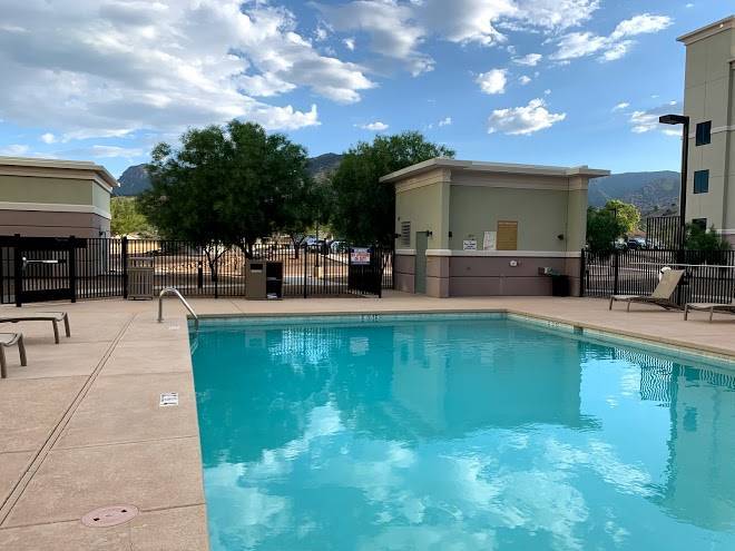 Candlewood Suites Building 44420