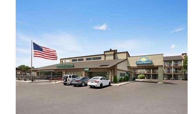 Days hotel by wyndham flagstaff