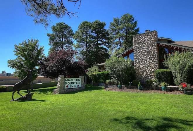 Majestic mountain inn