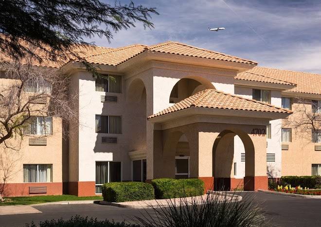Country inn & suites by radisson phoenix airport az
