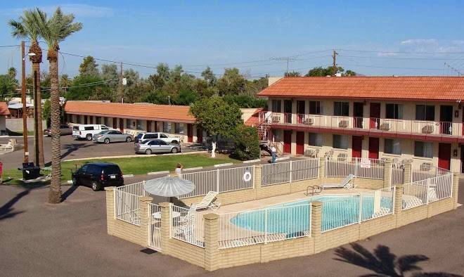 Del rio lodge