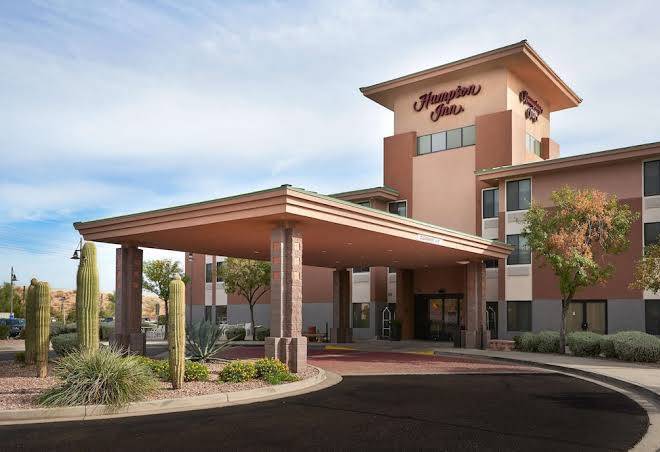 Hampton inn phoenix anthem