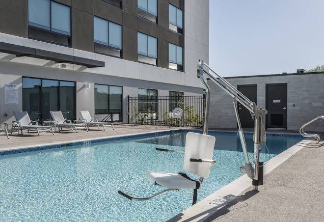 Holiday inn express & suites phoenix happy valley